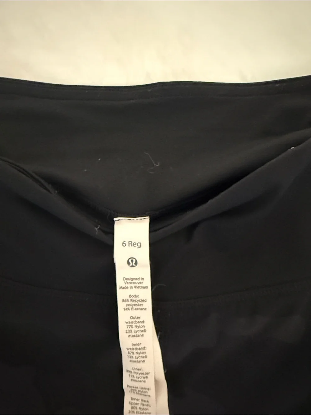 Lululemon Speed Up Shorts Low-Rise 2.5” - Black Camo Size 6
